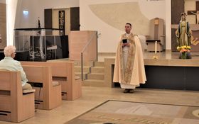 Amerikanischer Pfarrer in der Netzaberg Chapel